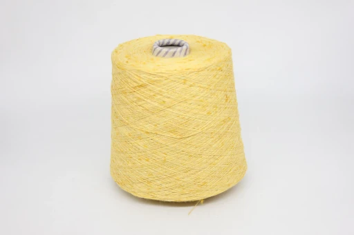 Бобинная пряжа FILATI BURATTI 54002 (70% вискоза, 30% шёлк), 750м/100 гр, GIALLO