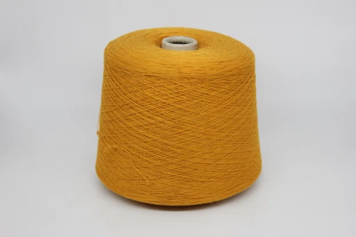 Бобинная пряжа Linsieme Cashmere Yarns Art: BATIK (Италия) (8% кашемир, 47% файн меринос, 30% вискоза, 15% полиамид), 1500м/100гр, тыква