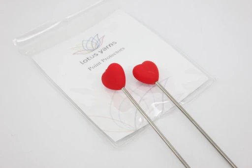 LOTUS YARNS Наконечники / заглушки / стопперы в форме сердечек (2 шт) красные, красное