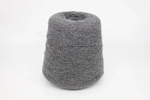 Бобинная пряжа ZEGNA BARUFFA, арт VELLUTINO (80% меринос, 20% па), 750м/100гр, Графит 00004