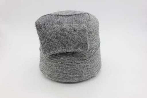 Бобинная пряжа Sudwollgroup art: DUMBO (85% вспушенный меринос, 15% па), 500м/100гр, 30 серый