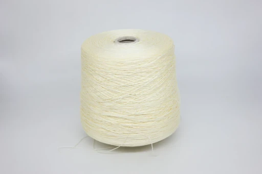 Бобинная пряжа GRUPPO FILPUCCI арт. GLIMMER (85% вискоза, 15% пэ), 580 м/100 гр, 23-603 GIALLO