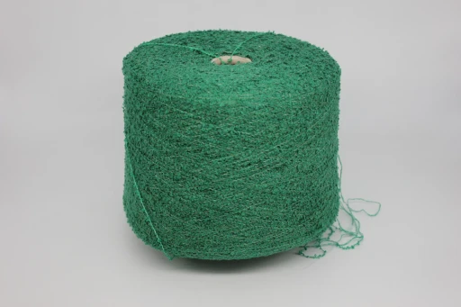 Бобинная пряжа арт: CURLY by RiGo хлопковое букле (90% хлопок, 10% па), 400 м/100 гр, 8191 зеленый