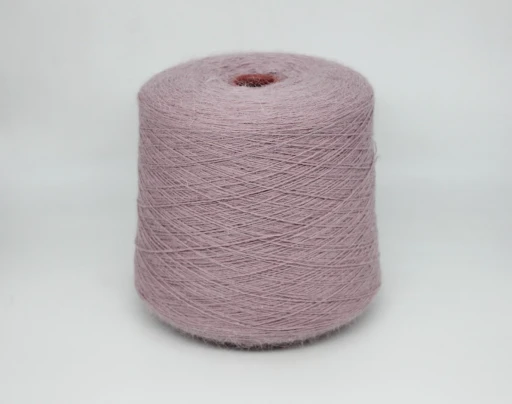 Бобинная пряжа  Angora 80 ангора 80 (80% ангора, 20% нейлон), 800м/100 гр, 34 Dusty rose
