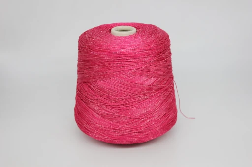 Бобинная пряжа GRUPPO FILPUCCI арт. GLIMMER (85% вискоза, 15% пэ), 580 м/100 гр, 23-615 BORDEAUX