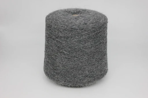 Бобинная пряжа  Angora 80 ангора 80 (80% ангора, 20% нейлон), 800м/100 гр, 54 Lava Smoke