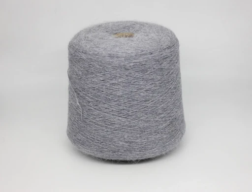 Бобинная пряжа  Angora 80 ангора 80 (80% ангора, 20% нейлон), 800м/100 гр, 53 Glaciler gray