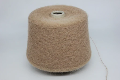 Бобинная пряжа PECCI FILATI FEEL GREEN (60% бэби альпака, 10% меринос, 30%па), 1000 м/100 гр, 23405 WARM TAUPE