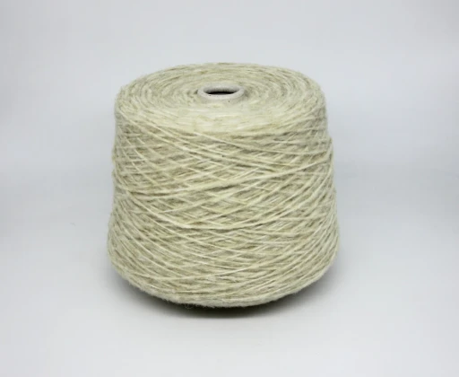 Бобинная пряжа FILPUCCI SOFFARAN (80% вспушенный меринос, 20% па), 220 м/100 гр  , ваниль