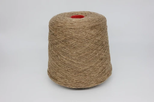 Бобинная пряжа FIAMMATO ZEGNA BARUFFA LANE BORGOSESIA  (100% гребенной меринос фламме), 700 м/100 гр  , 800264 засахаренный имбирь