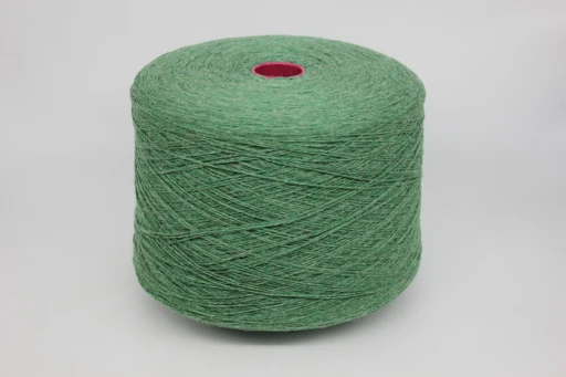 Бобинная пряжа SHETLAND Miliefilli шетланд (100% шерсть), 650 м/100 г, зеленое яблоко